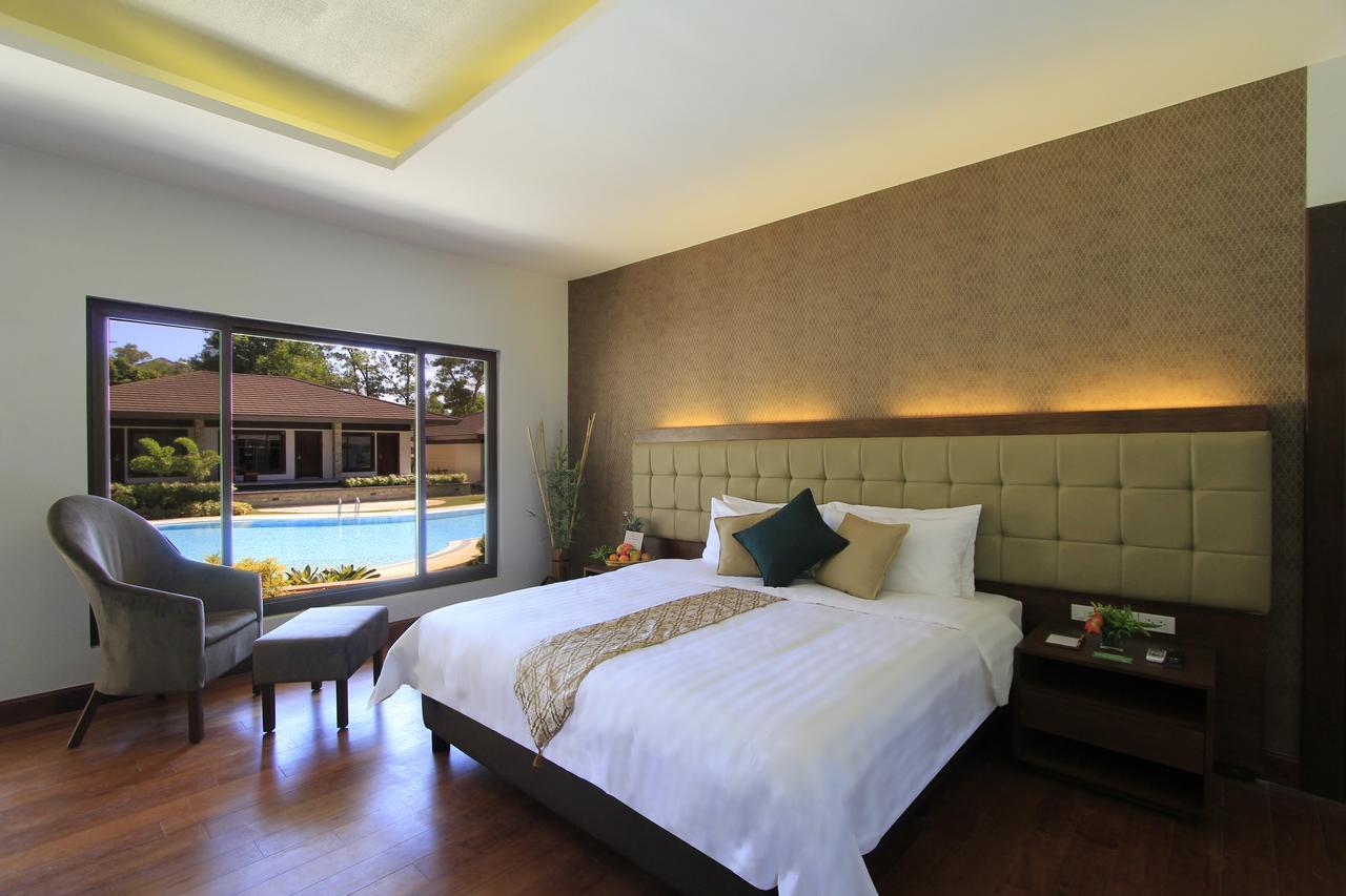 โครอน โซเล การ์เดน รีสอร์ต Hotel โกรอน ภายนอก รูปภาพ