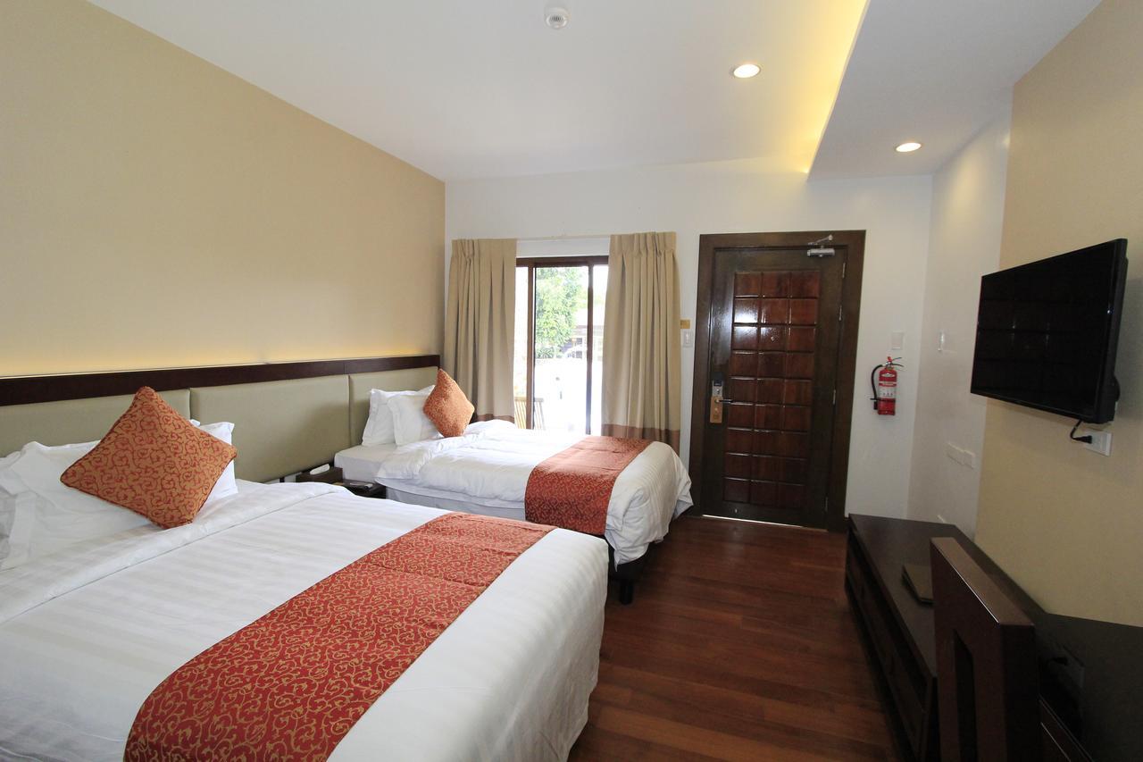 โครอน โซเล การ์เดน รีสอร์ต Hotel โกรอน ภายนอก รูปภาพ