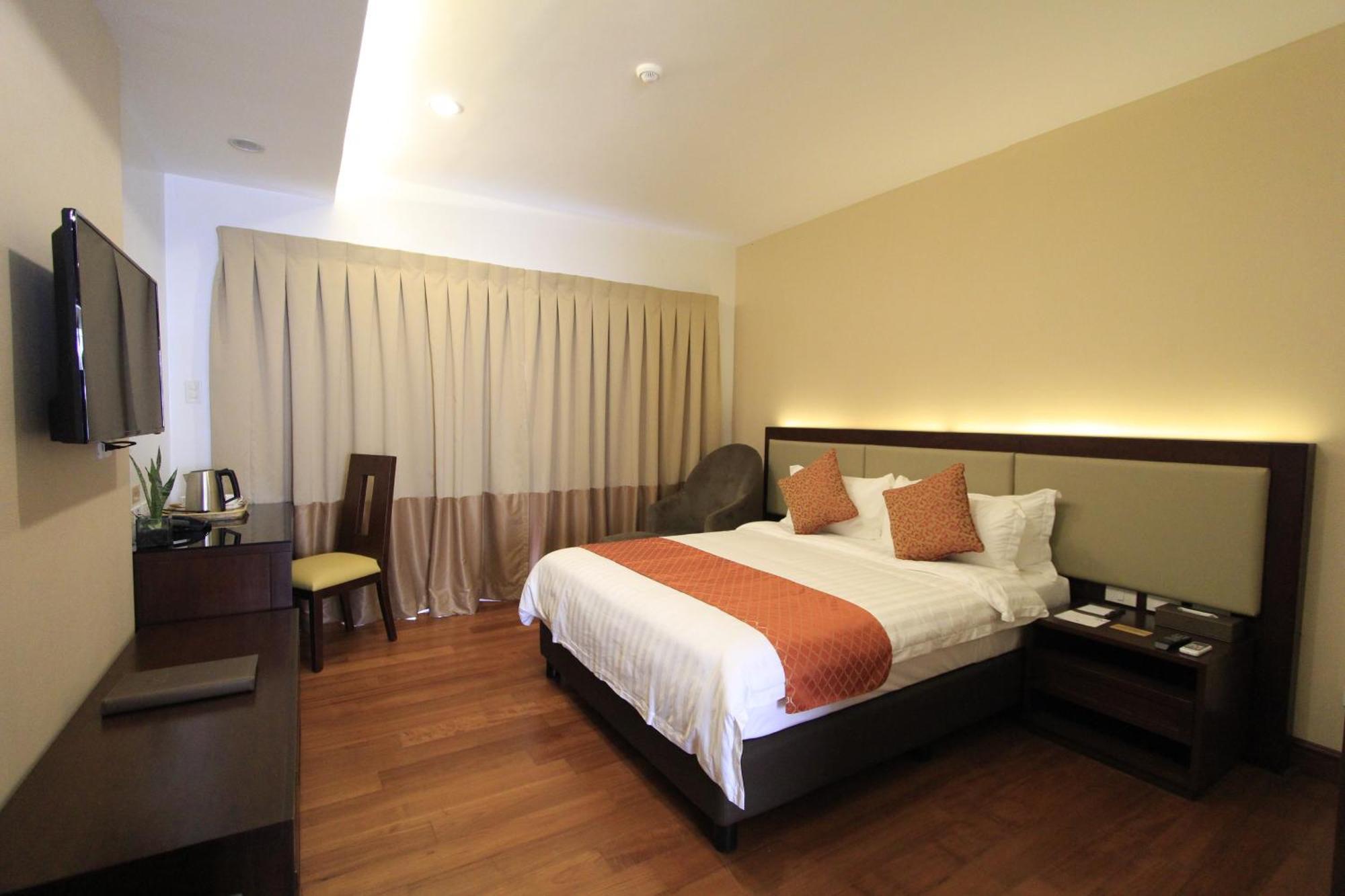 โครอน โซเล การ์เดน รีสอร์ต Hotel โกรอน ภายนอก รูปภาพ