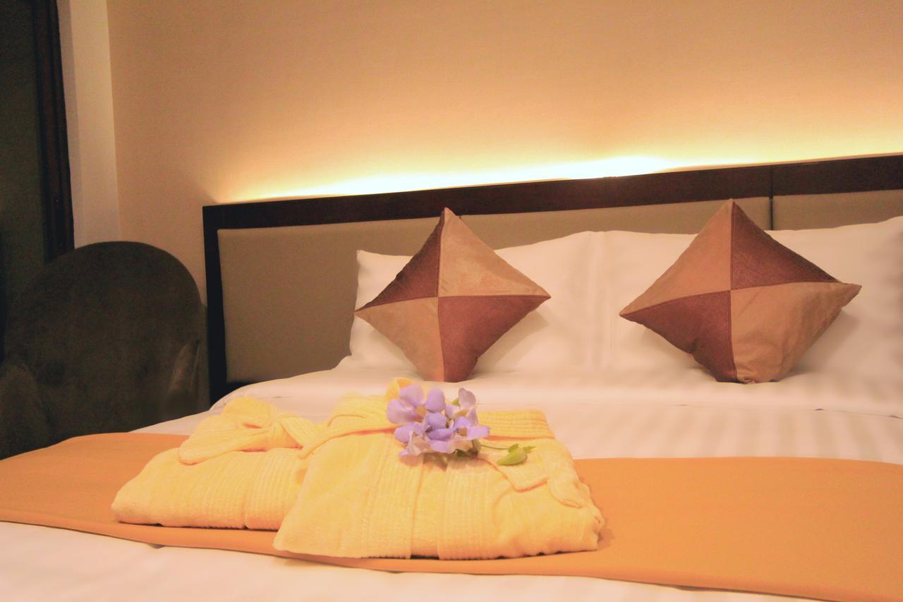 โครอน โซเล การ์เดน รีสอร์ต Hotel โกรอน ภายนอก รูปภาพ